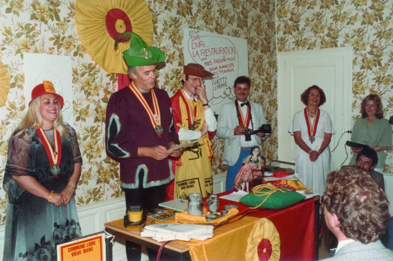 Photo d'un mariage célébré par la Commune Libre